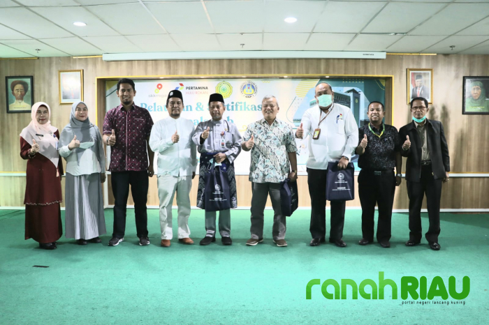 Dibuka Asisten I Setdaprov, UMRI lakukan Pelatihan dan Sertifikasi kepada 40 Guru se Riau